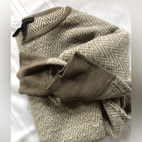 Design History Sweaters - Oatmeal Patterned Batwing Sweater